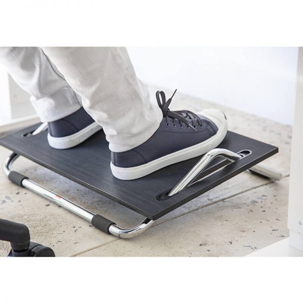 dynamic ergonomic frame and board footrest